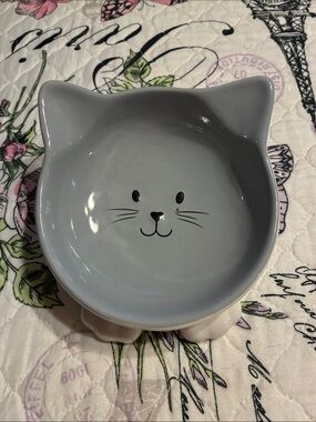 Cute Gray Ceramic Cat Face Bowl for Cats